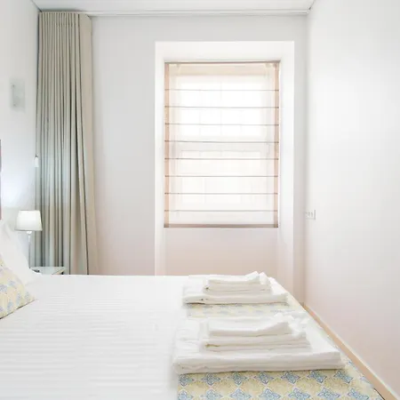 Santos Prime Hideaway, Food & River Nearby * Lisbona